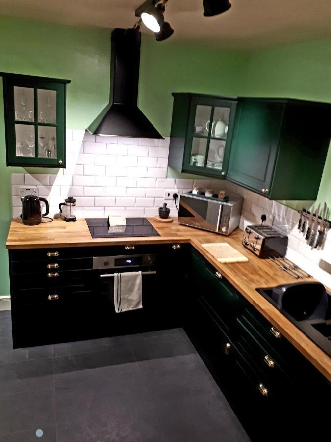Swift Half Apartment แบลลีคอนเนลล์ ภายนอก รูปภาพ