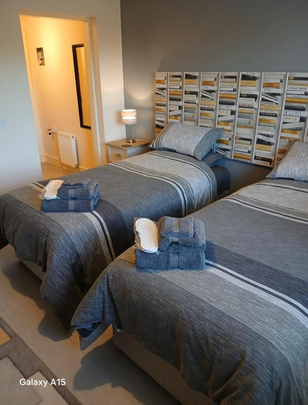 Swift Half Apartment แบลลีคอนเนลล์ ภายนอก รูปภาพ
